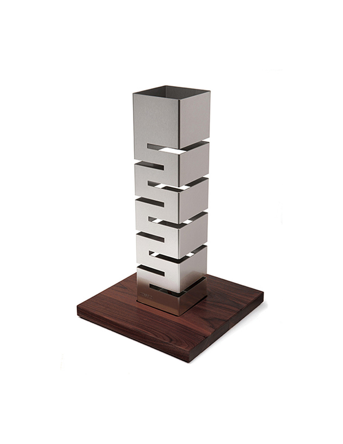 Columna Elevadora Rosseto para Ampliar Superficie en Restaurantes