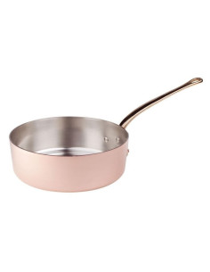 Cacerola baja de cobre liso con mango de latón fundido, diámetro 22 cm.
